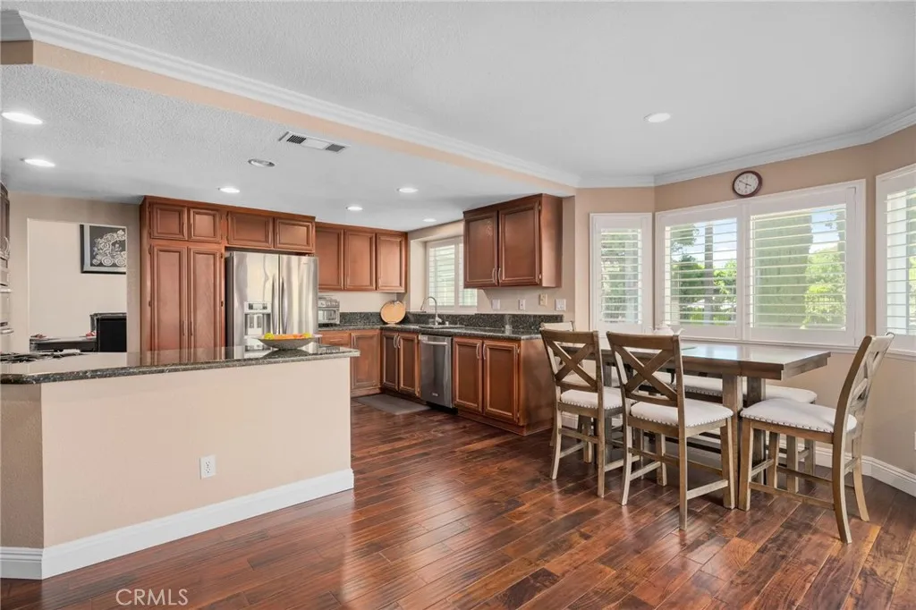752 Newbury Way, Diamond Bar, California 91765 home-pic-11