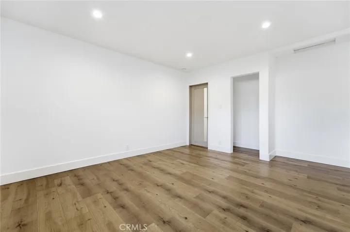 6015 Laurelgrove, North Hollywood, California 91606