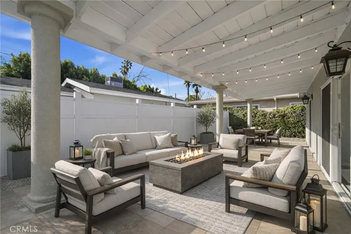 6015 Laurelgrove, North Hollywood, California 91606