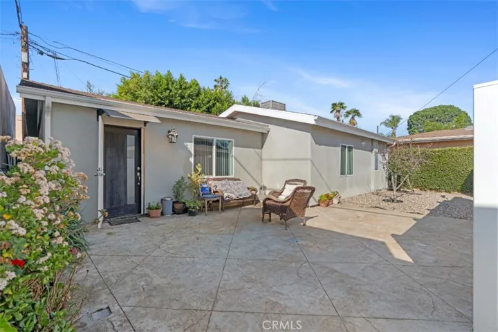 6015 Laurelgrove, North Hollywood, California 91606