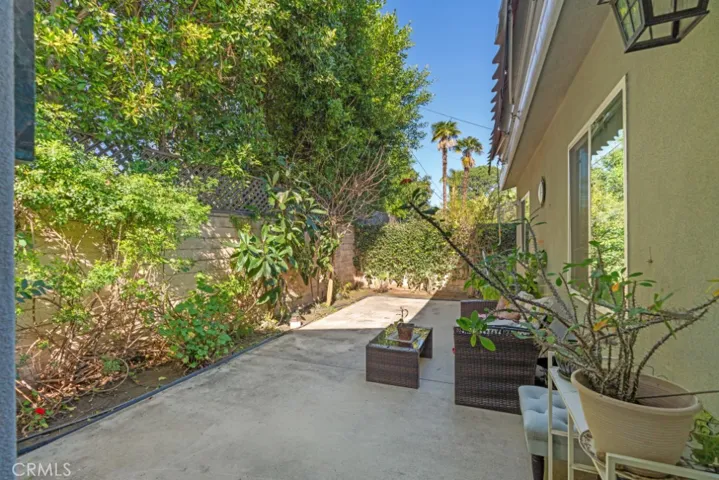 6015 Laurelgrove, North Hollywood, California 91606