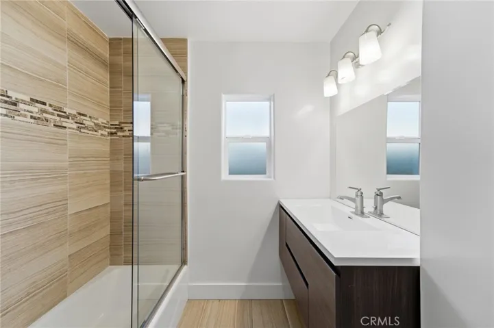 6015 Laurelgrove, North Hollywood, California 91606