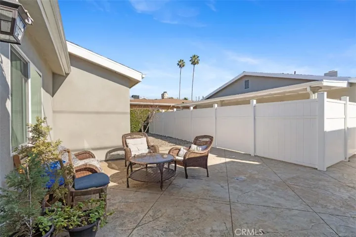 6015 Laurelgrove, North Hollywood, California 91606