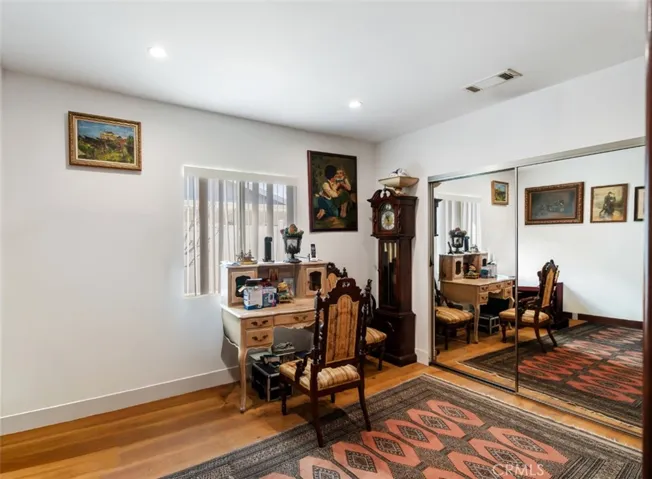 6015 Laurelgrove, North Hollywood, California 91606