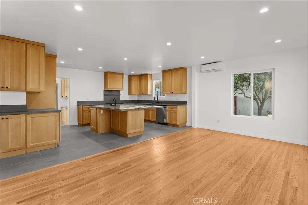 5324 W 121st, Hawthorne, California 90250 home-pic-4