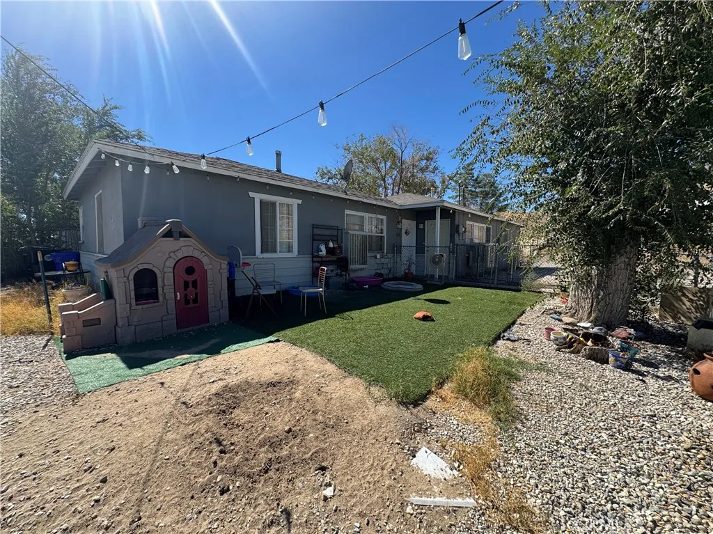 15162 S Mojave, Victorville, California 92395 home-pic-1