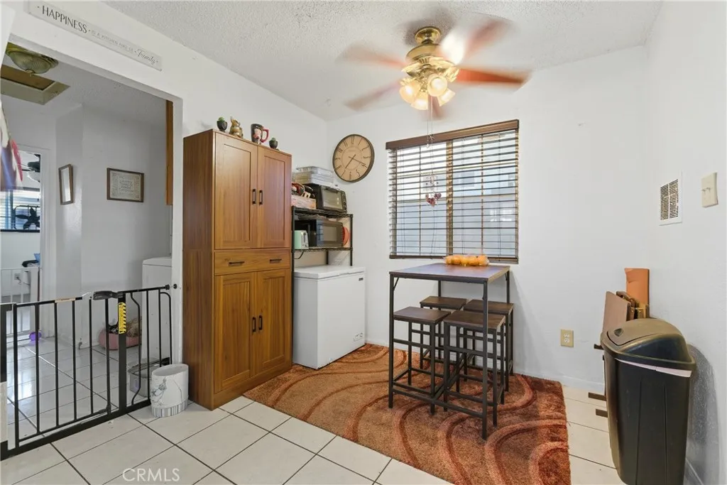 8211 Wilbarn, Paramount, California 90723 home-pic-13