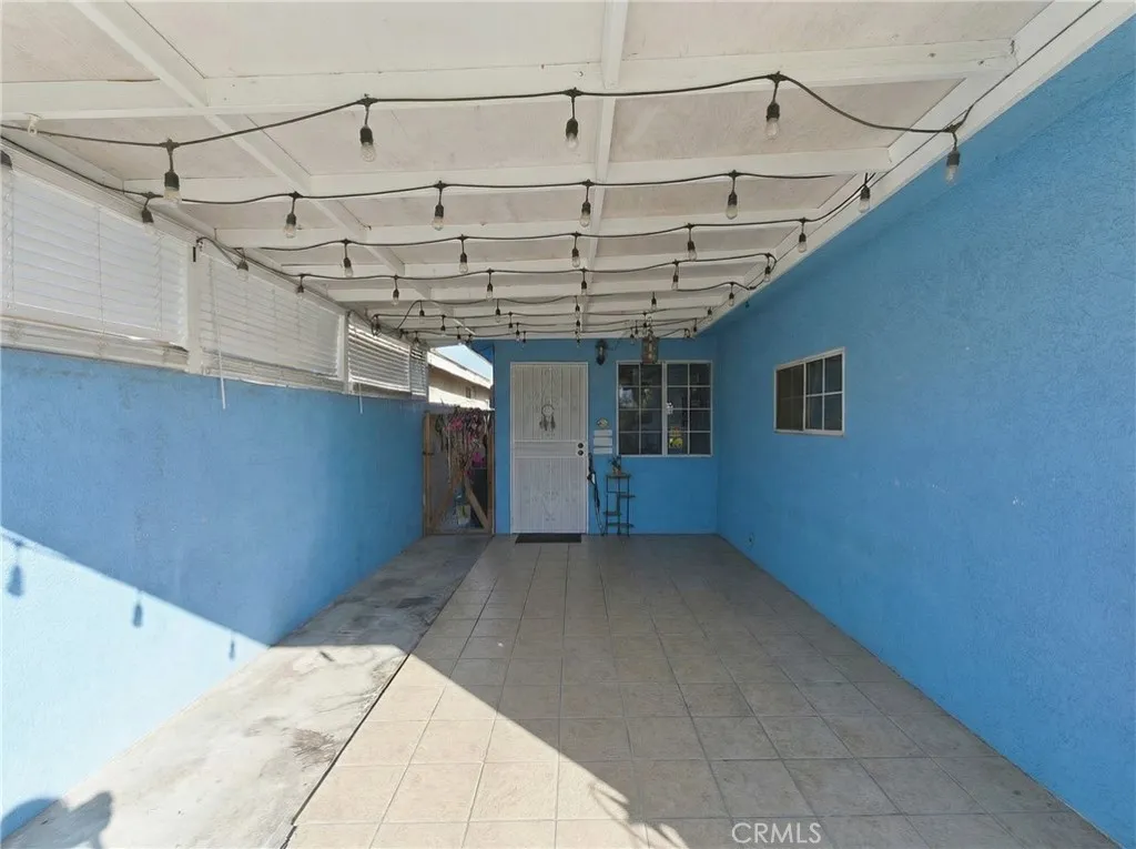 8211 Wilbarn, Paramount, California 90723 home-pic-4