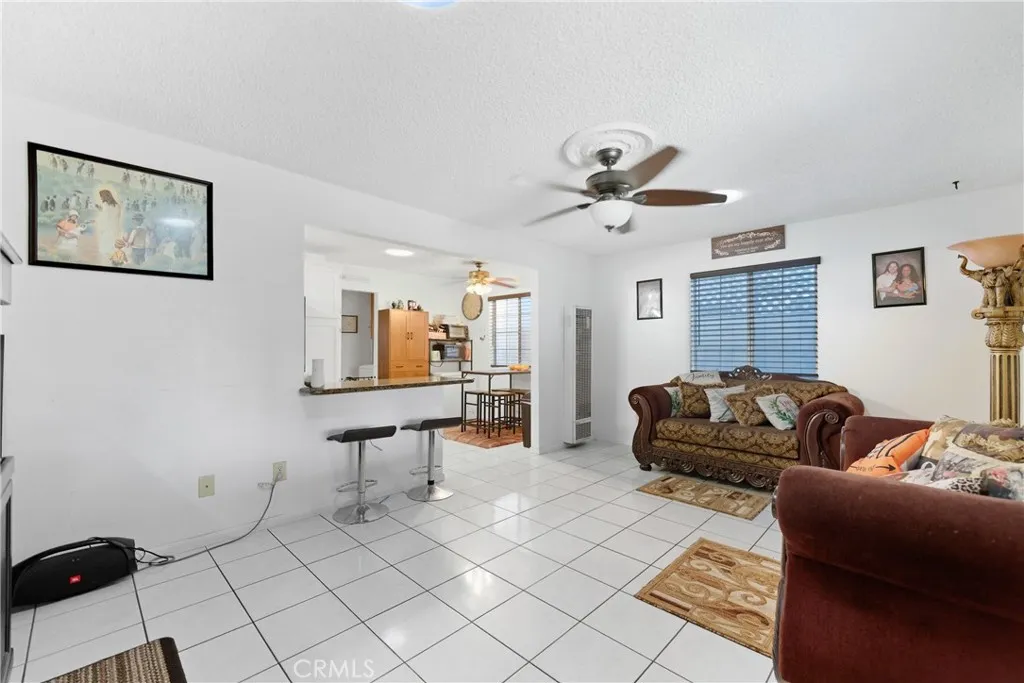 8211 Wilbarn, Paramount, California 90723 home-pic-11