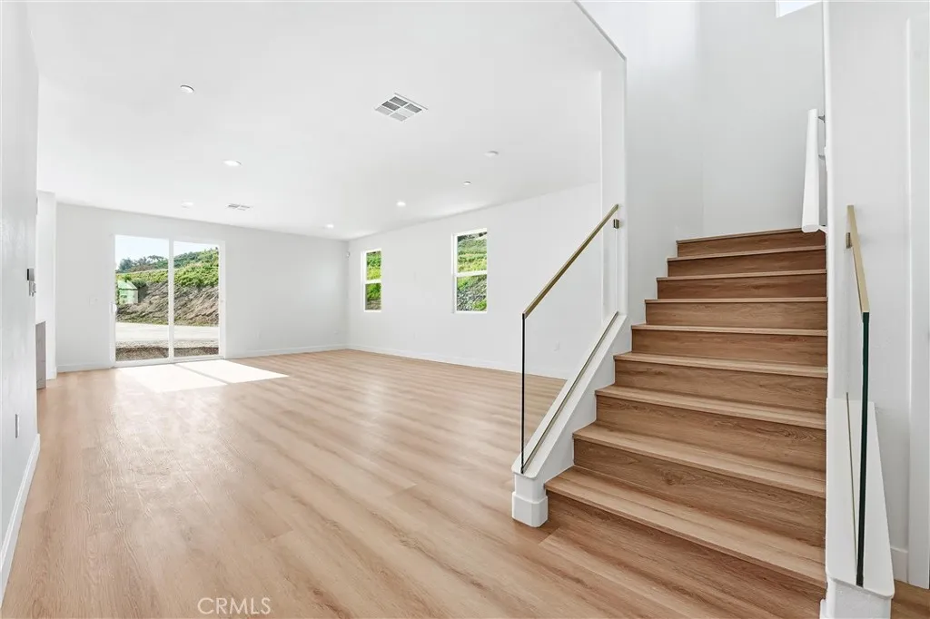1969 Lyon Avenue, Riverside, California 92503 home-pic-3