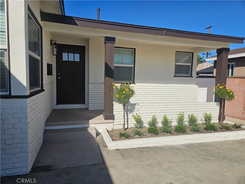 9615 Tolly, Bellflower, California 90706 home-pic-2
