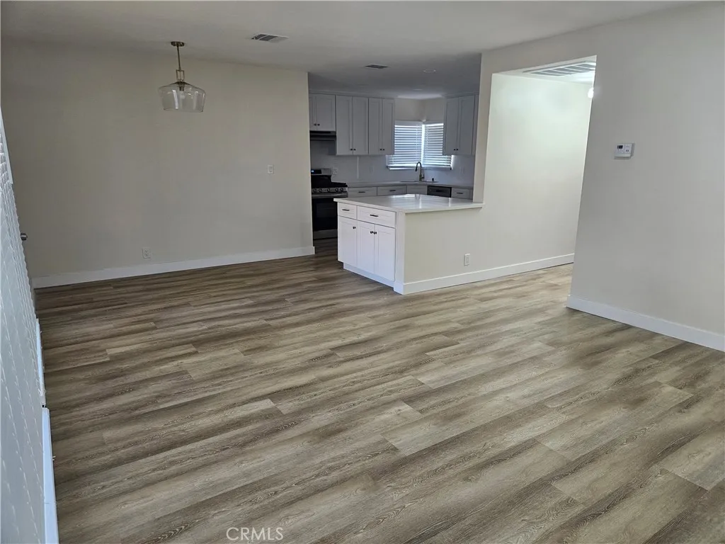 9615 Tolly, Bellflower, California 90706 home-pic-13