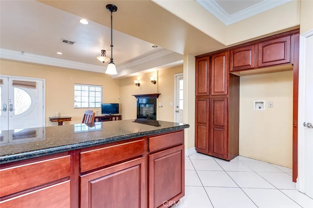 4326 Clara, Cudahy, California 90201 home-pic-7