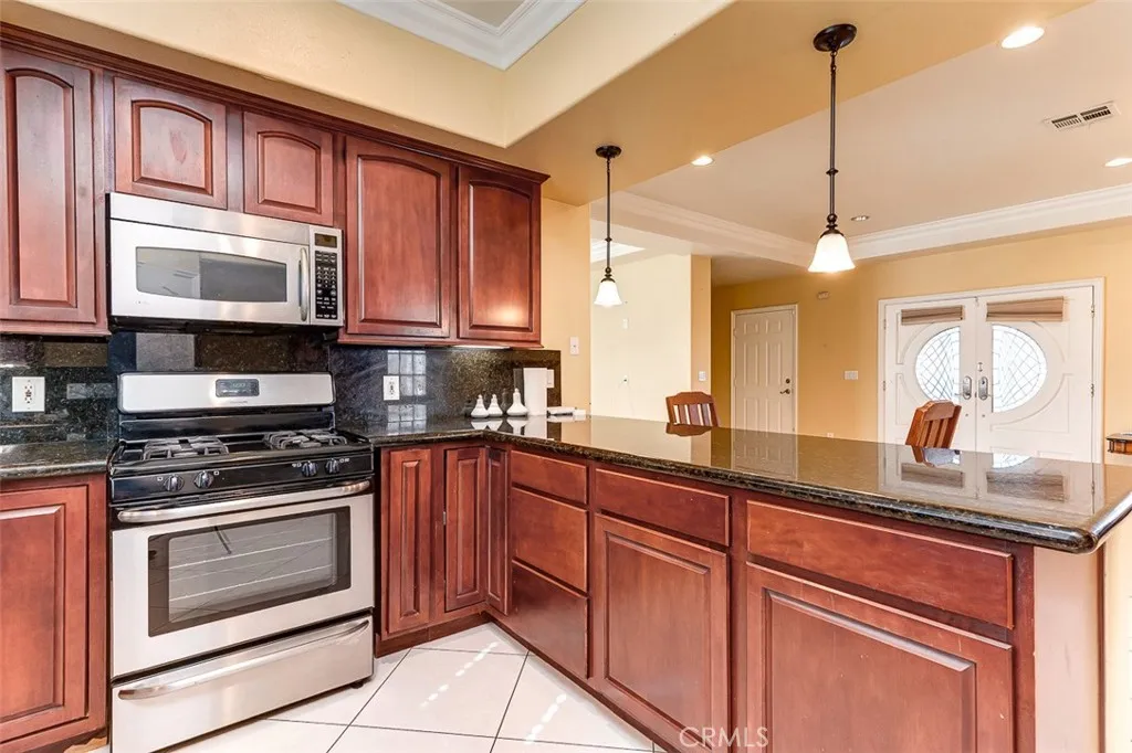 4326 Clara, Cudahy, California 90201 home-pic-6
