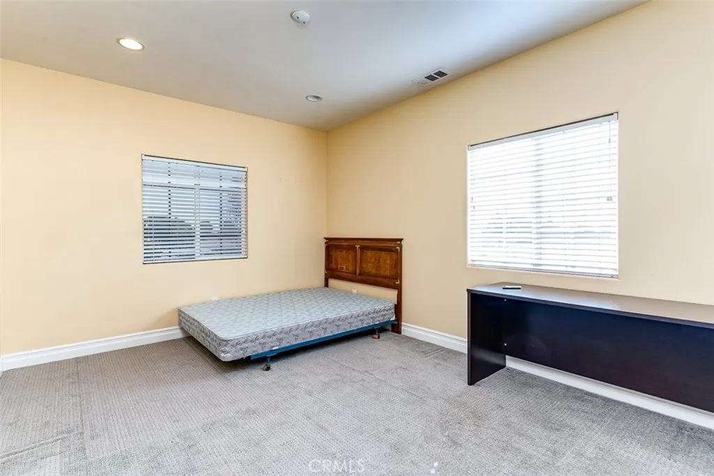 4326 Clara, Cudahy, California 90201 home-pic-30