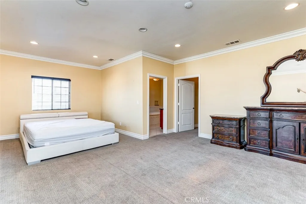 4326 Clara, Cudahy, California 90201 home-pic-20