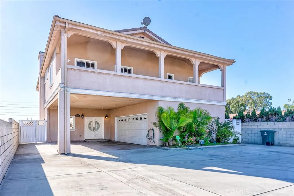 4326 Clara, Cudahy, California 90201 home-pic-2
