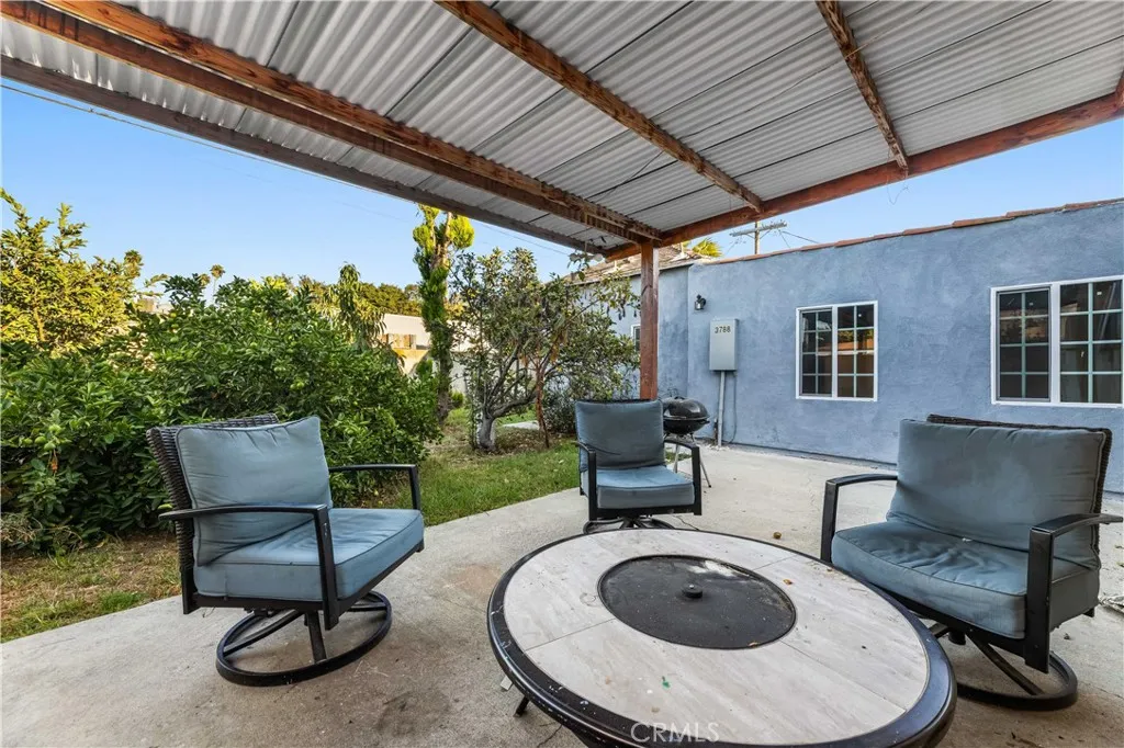 3786 Dublin, Los Angeles, California 90018 home-pic-26