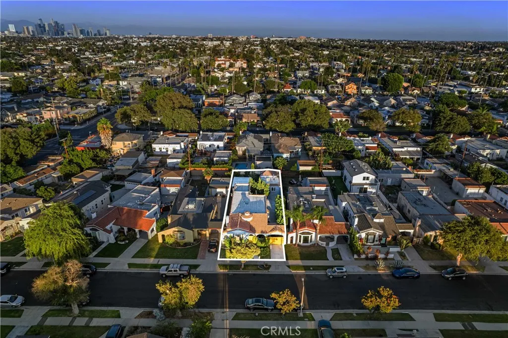 3786 Dublin, Los Angeles, California 90018 home-pic-30