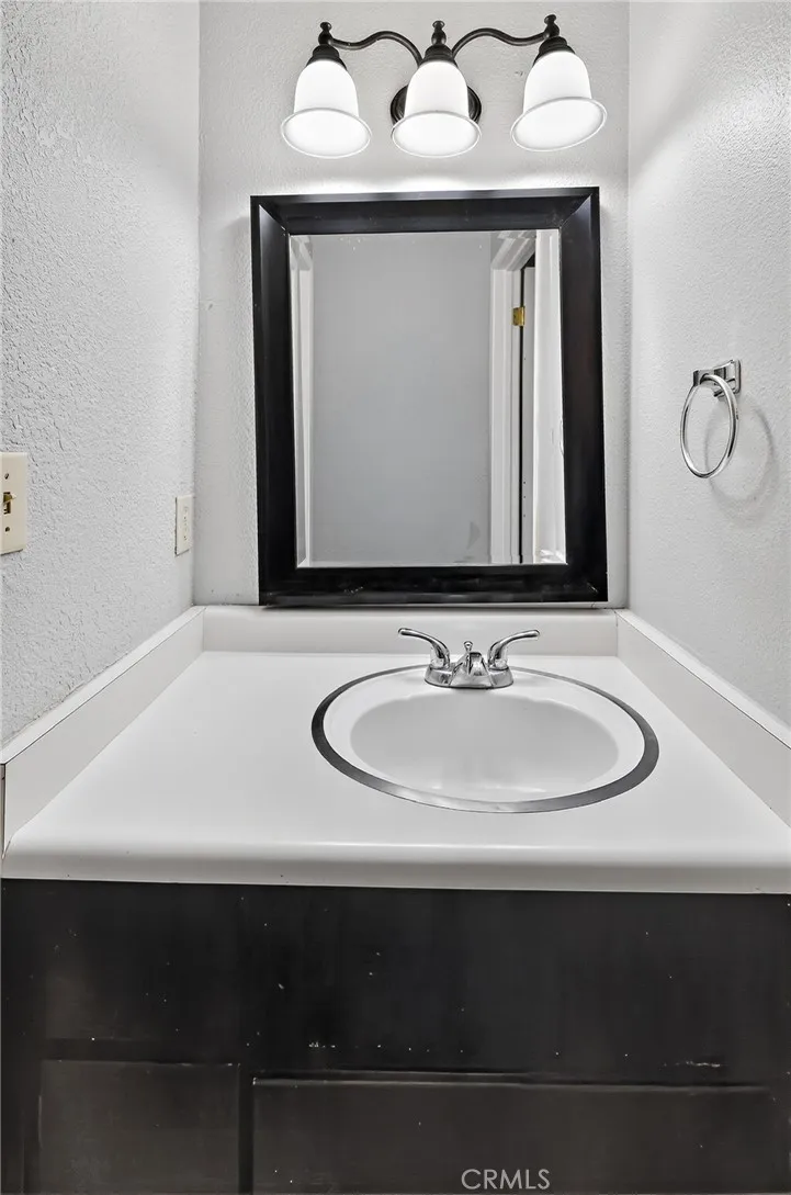 1754 Merced, Merced, California 95341 home-pic-14