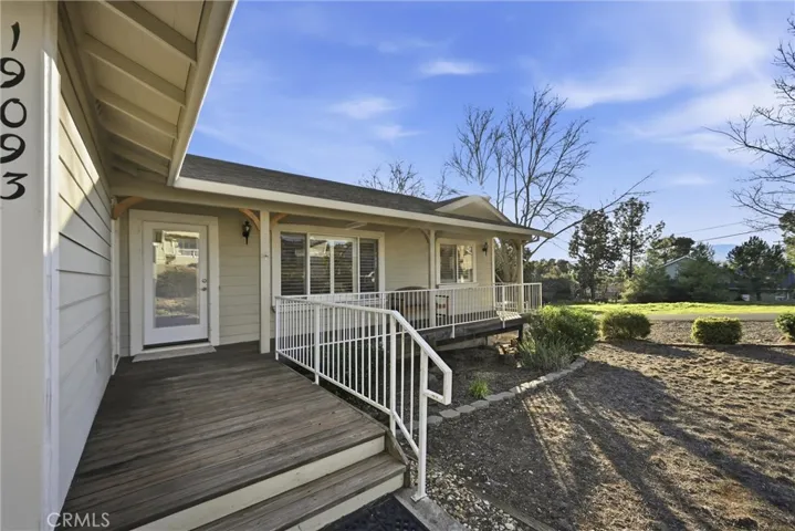 19093 Ravenhill Road, Hidden Valley Lake, California 95467 — photo 4