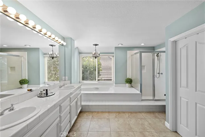 20 Highpoint, Rancho Santa Margarita, California 92679