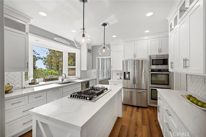 20 Highpoint, Rancho Santa Margarita, California 92679