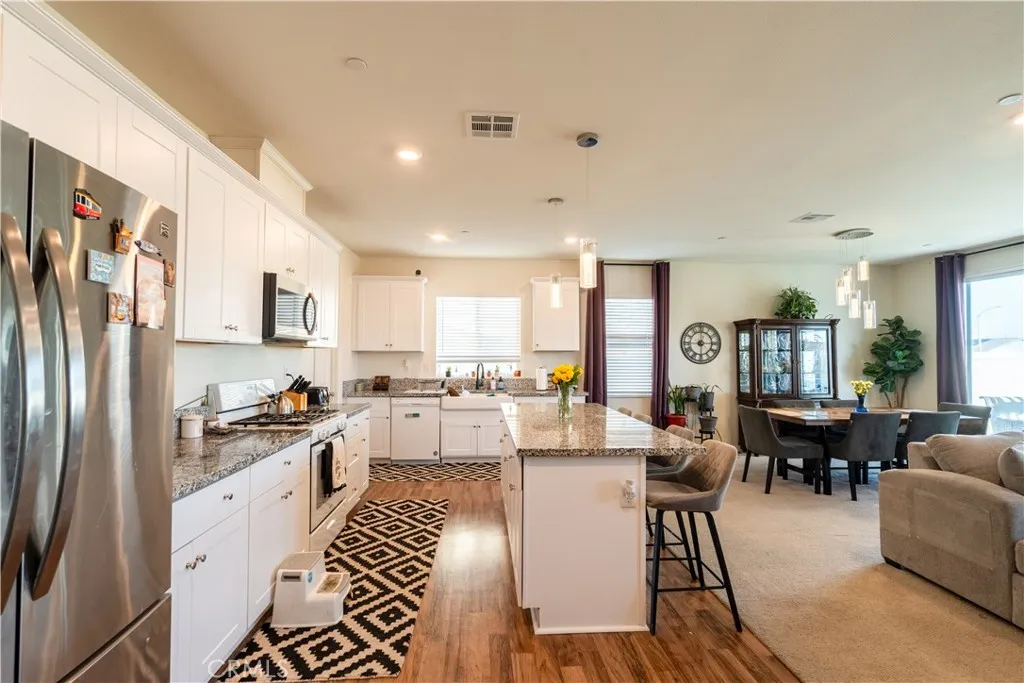 44460 Encanto, Lancaster, California 93536 home-pic-7