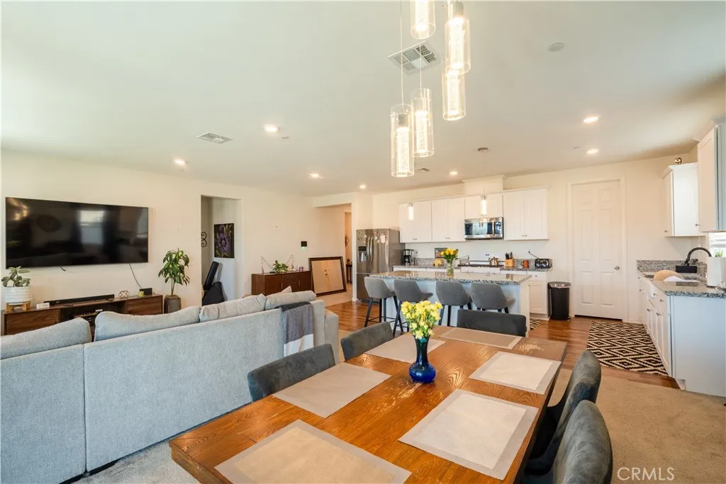 44460 Encanto, Lancaster, California 93536 home-pic-8