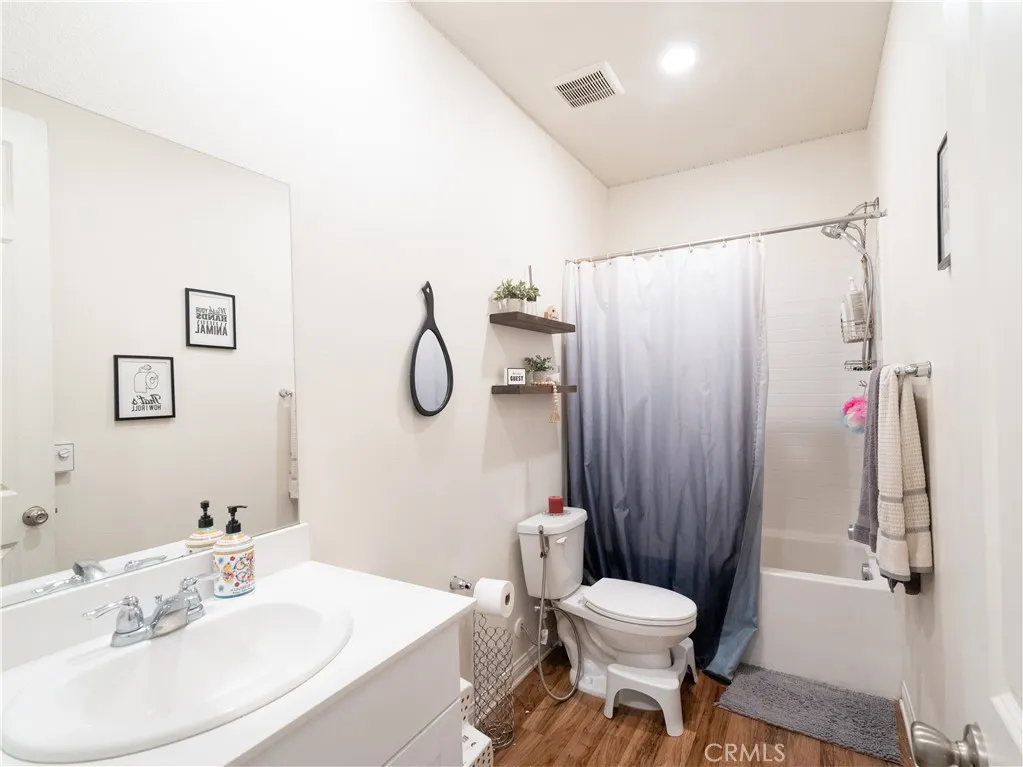 44460 Encanto, Lancaster, California 93536 home-pic-17