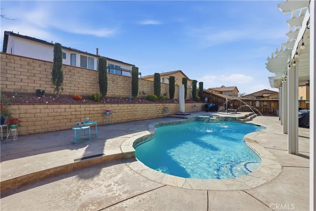 12651 Luna, Victorville, California 92392 home-pic-45