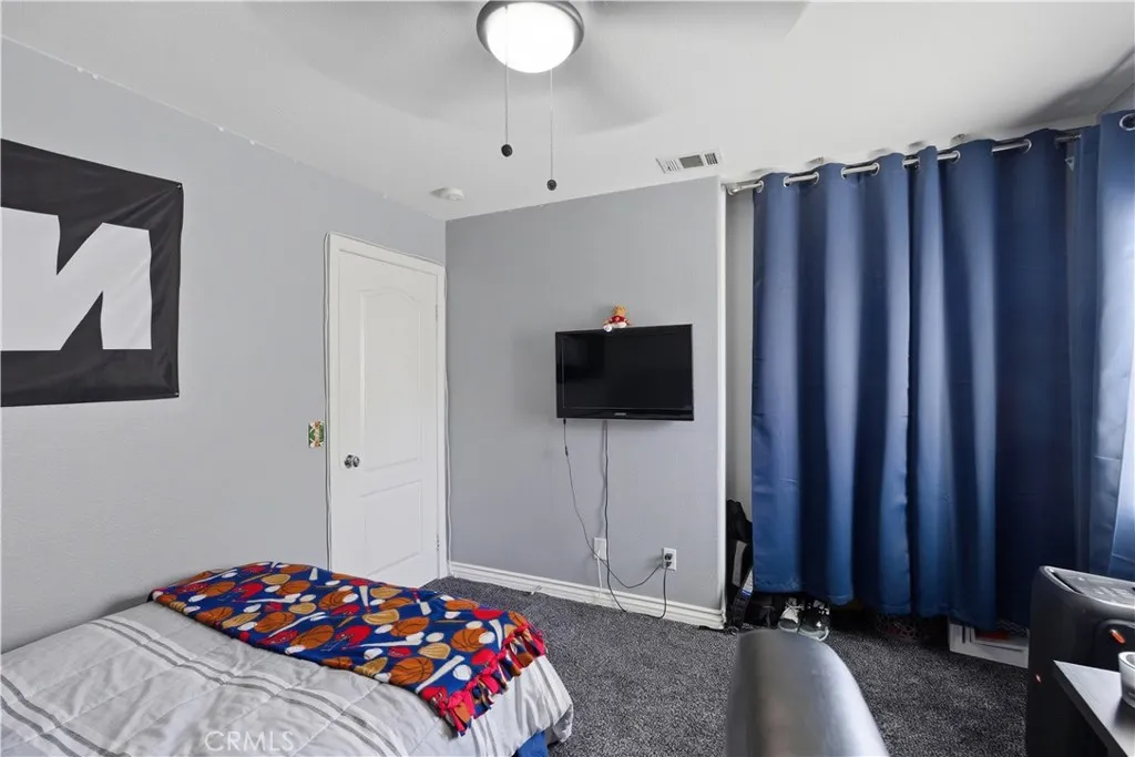 12651 Luna, Victorville, California 92392 home-pic-31