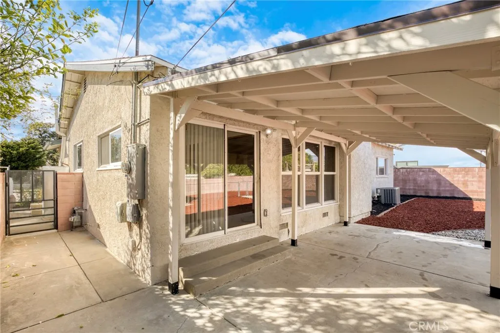 10352 Hayvenhurst Avenue, Granada Hills, California 91344 home-pic-21