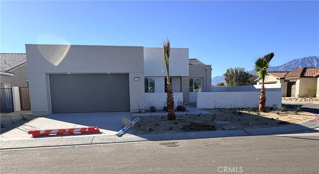 65103 Avenida De Nuves, Desert Hot Springs, California 92240 home-pic-1
