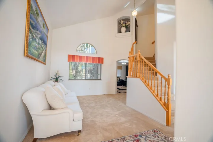 Entry_Formal Living Rm