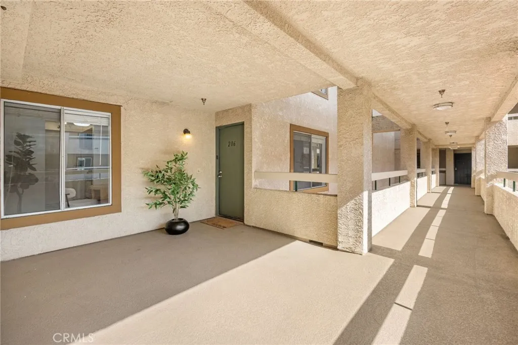 12141 Centralia 206, Lakewood, California 90715 home-pic-3