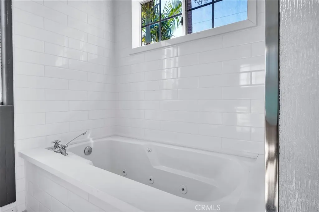 120 S Prospect A, Redondo Beach, California 90277 home-pic-12