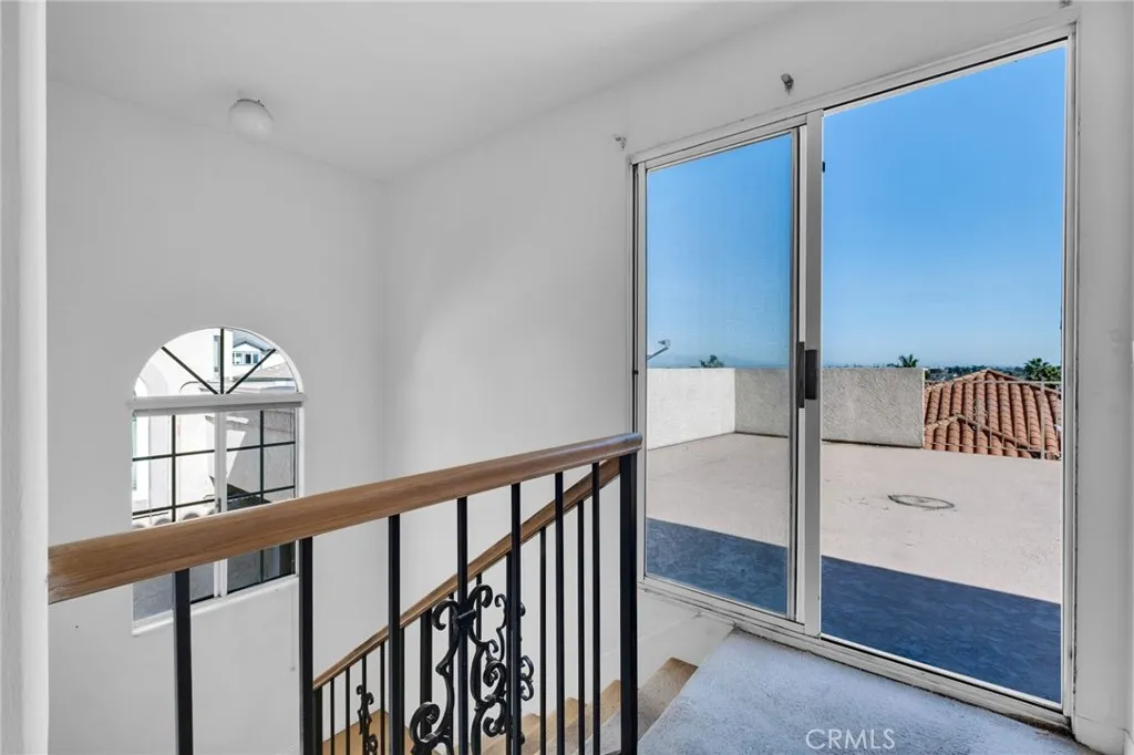 120 S Prospect A, Redondo Beach, California 90277 home-pic-42