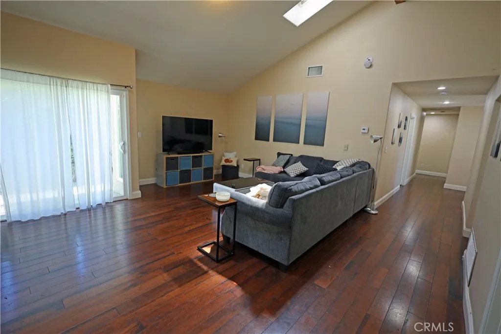 365 N Magnolia, Orange, California 92866 home-pic-8