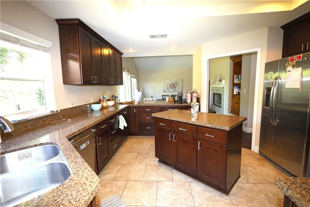 365 N Magnolia, Orange, California 92866 home-pic-31