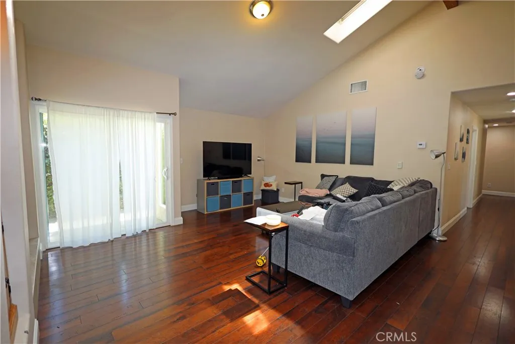 365 N Magnolia, Orange, California 92866 home-pic-14