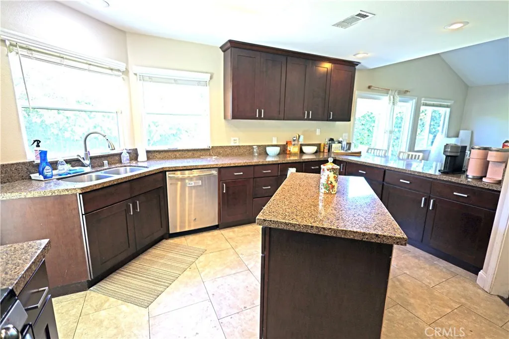 365 N Magnolia, Orange, California 92866 home-pic-28