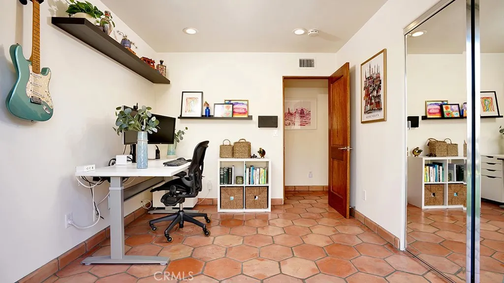 26672 Calle Lorenzo, San Juan Capistrano, California 92675 home-pic-16