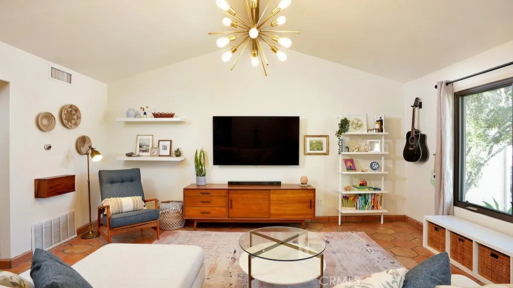 26672 Calle Lorenzo, San Juan Capistrano, California 92675 home-pic-3