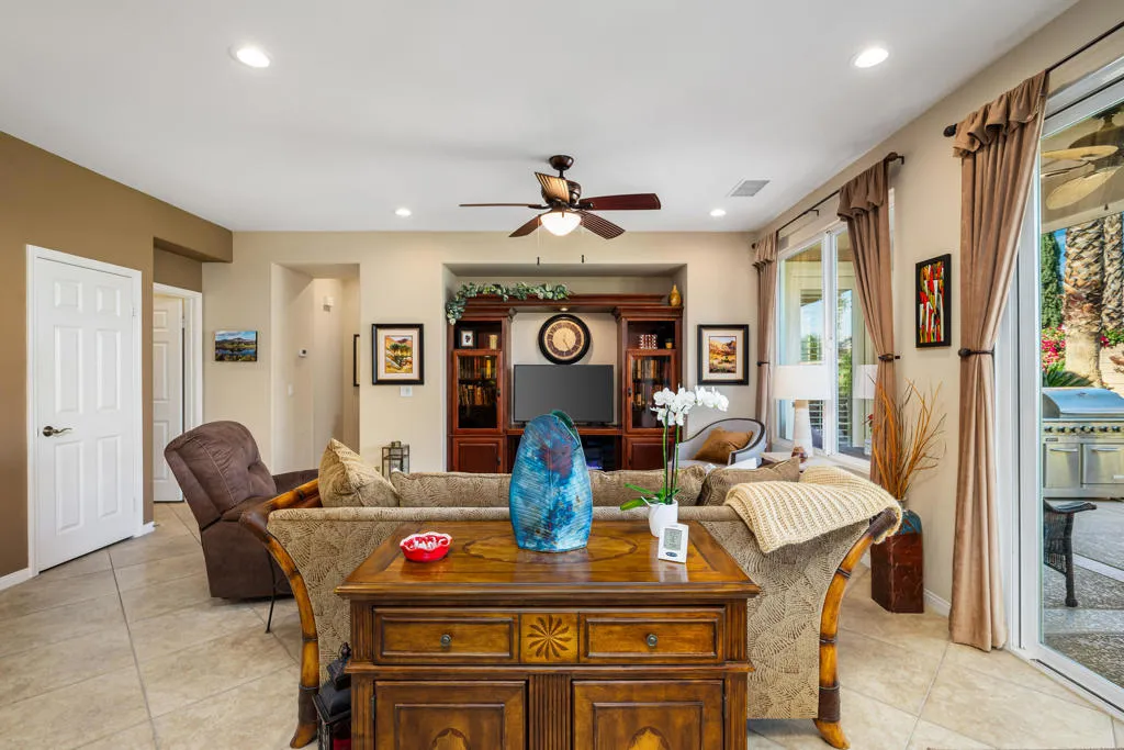 81820 Golden Star Way, La Quinta, California 92253 home-pic-17