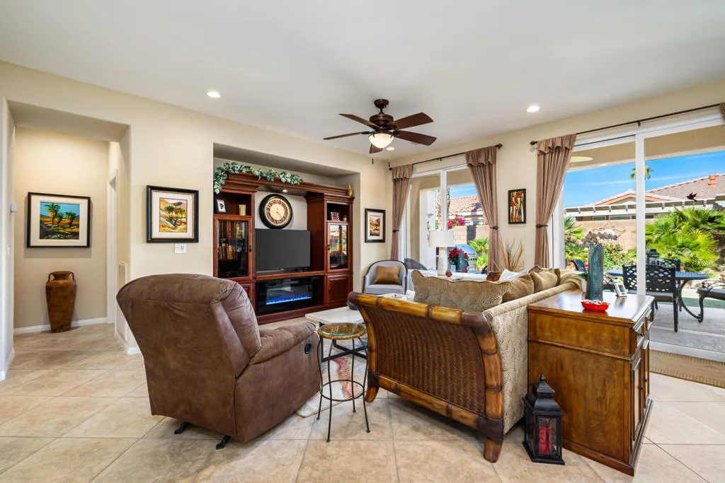81820 Golden Star Way, La Quinta, California 92253 home-pic-15