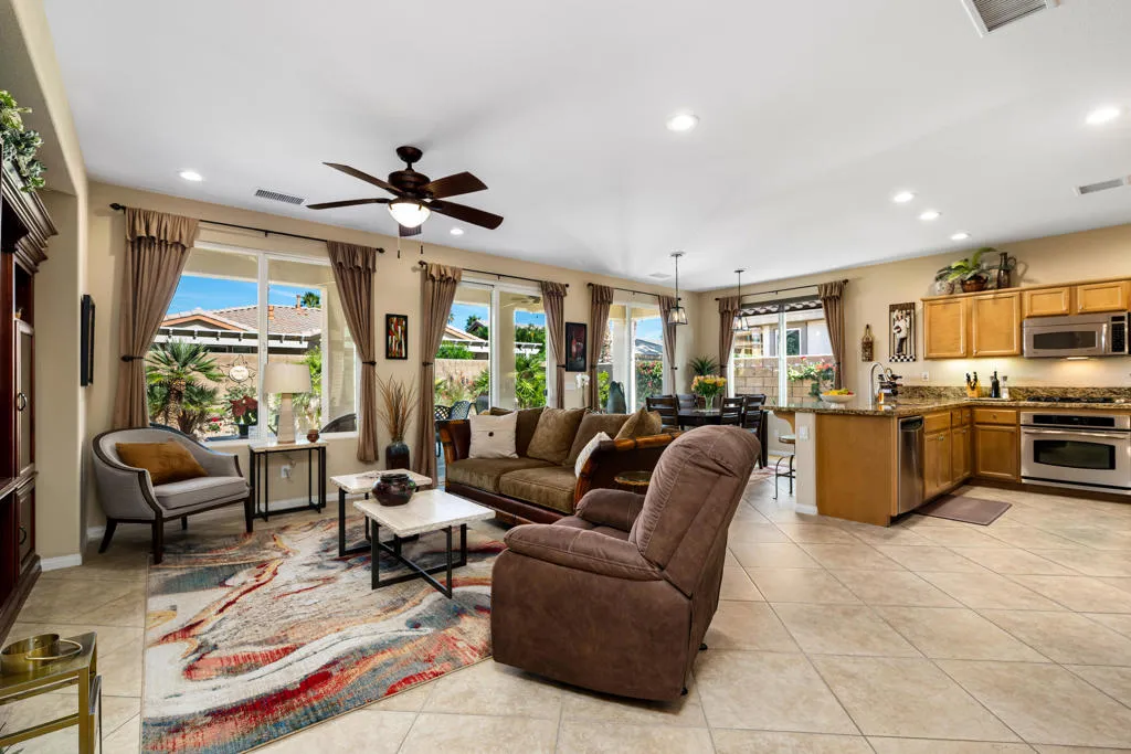 81820 Golden Star Way, La Quinta, California 92253 home-pic-16