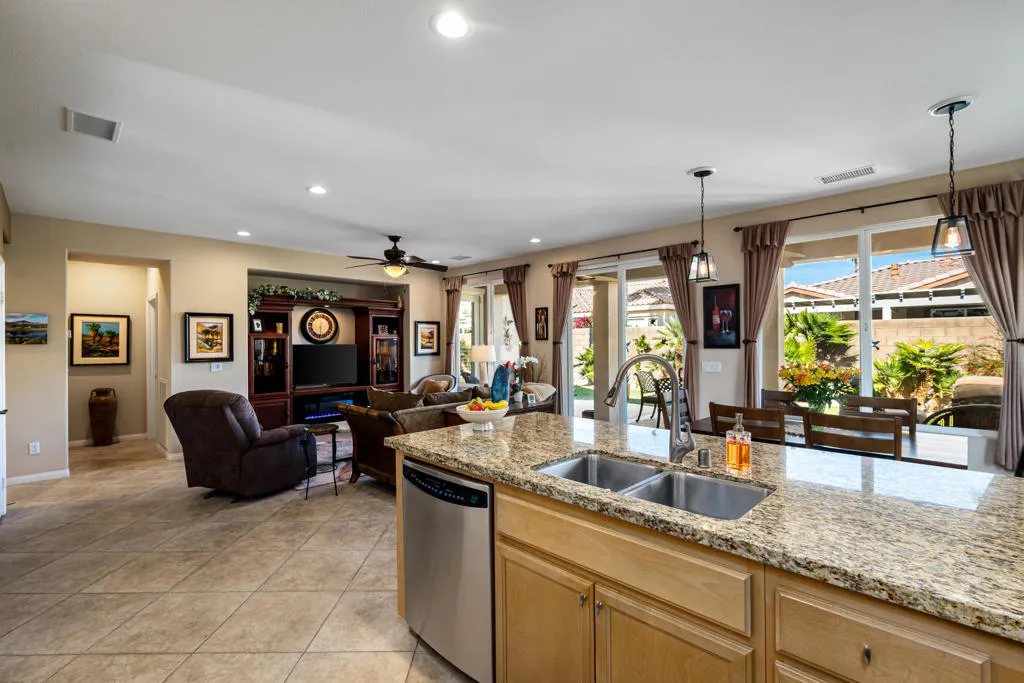 81820 Golden Star Way, La Quinta, California 92253 home-pic-23