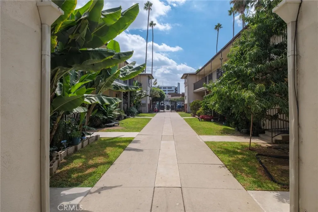 625 E 99th, Inglewood, California 90301 — photo 4