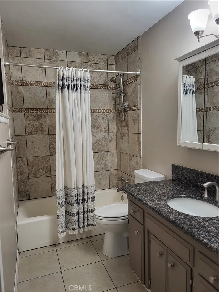 4545 N Meridian, Fresno, California 93726 home-pic-15